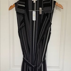 Sleeveless belted duster